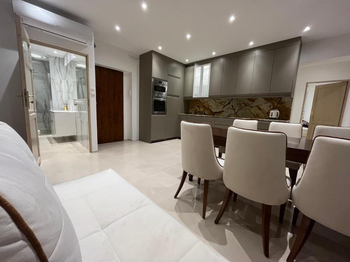 Villa la Val, Apartamenty Wałbrzych Exterior foto